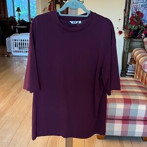Uniqlo Airism Unisex Dark Purple Short Sleeve Tee size Large